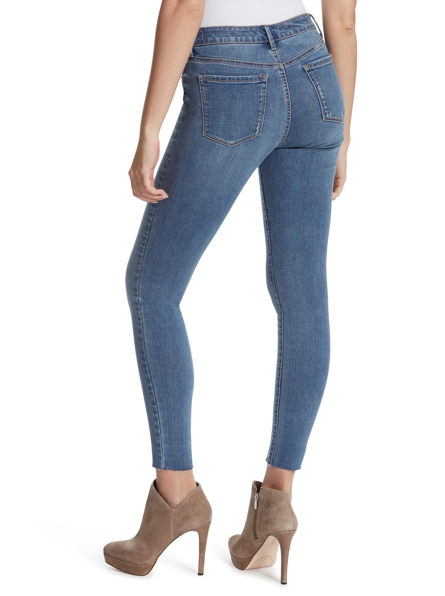 Kiss Me Skinny Jeans in Premium