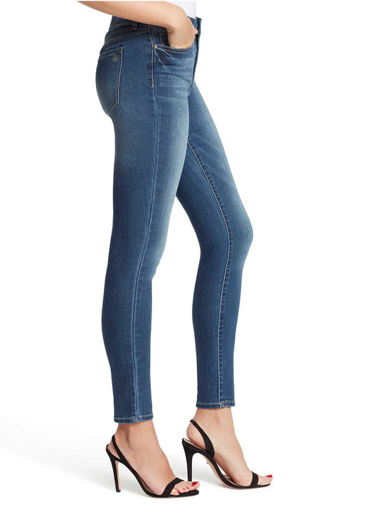 Adored High Rise Sknny Jeans in Rodeo
