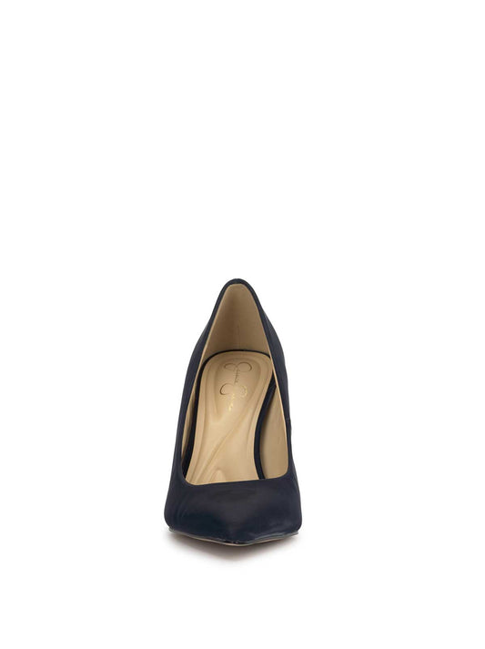 Kheloe Pump in Dark Night