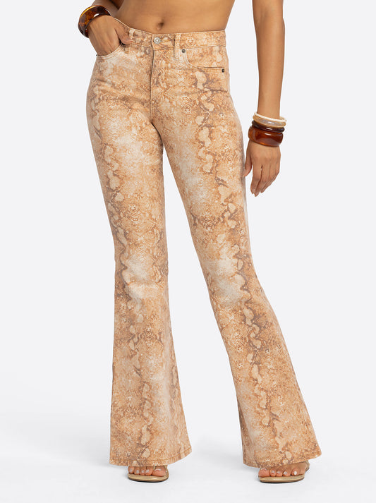 Jessica Simpson 2.0 Stevie Flare Jeans in Snake