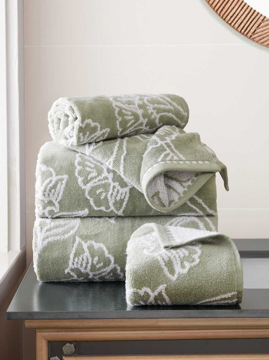 Floral Fan Bath Towels 4-Piece Set in Desert Sage