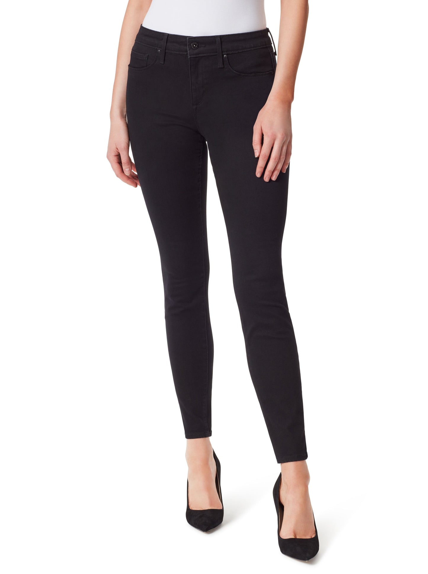 Kiss Me Skinny Jeans in Black