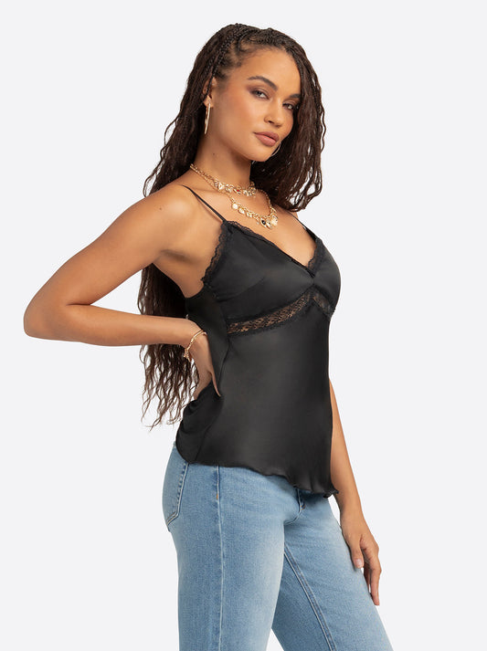 Jessica Simpson 2.0 Emmy Lace Trim Cami in Black