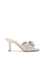 Evirra High Heel in Ivory