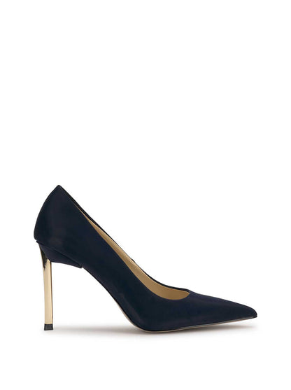 Kheloe Pump in Dark Night