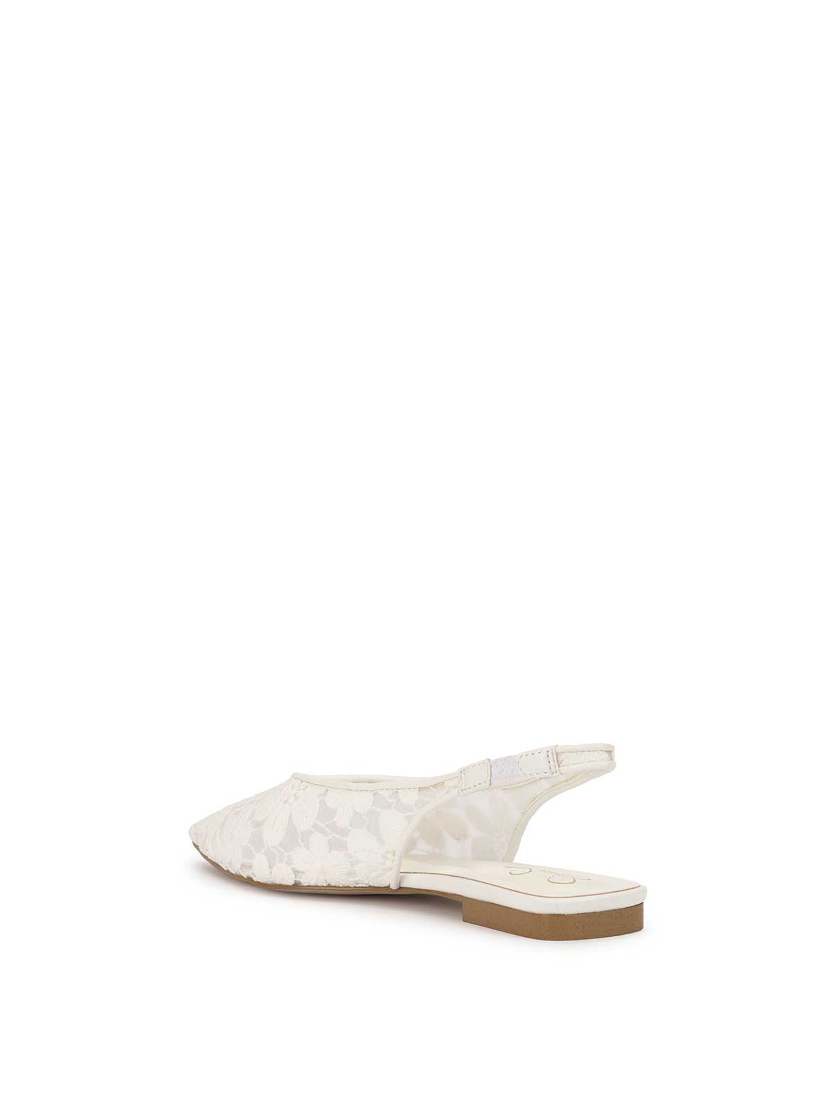 Mezzah Flat in White