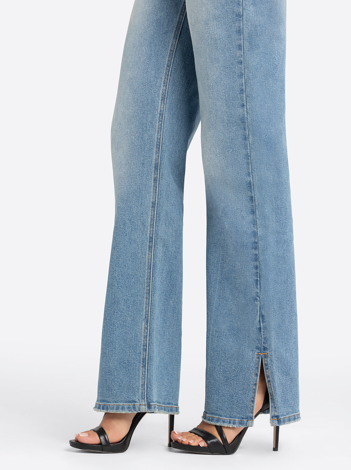 Jessica Simpson 2.0 Joan Stovepipe Jeans in Rustic