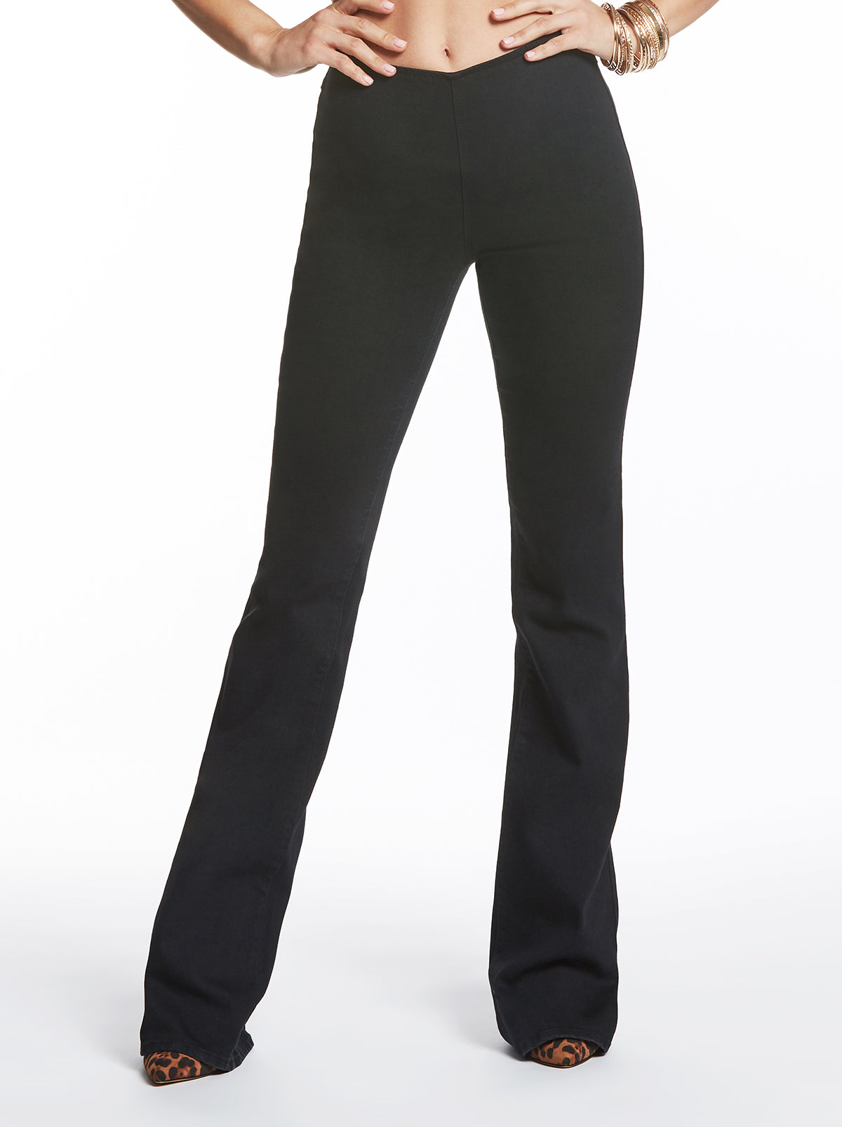 Pull On Flare in Black
